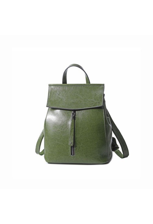 Elegant and comfortable waxed leather backpack