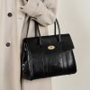 Luxurious large capacity soft leather women's handbag