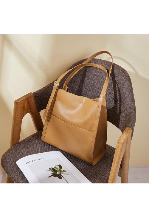 Casual large capacity leather women's shoulder bag
