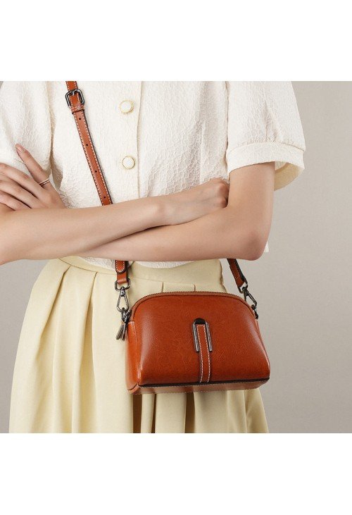 SB28-2-500x731-1 Waxed leather zipper women's shoulder bag
