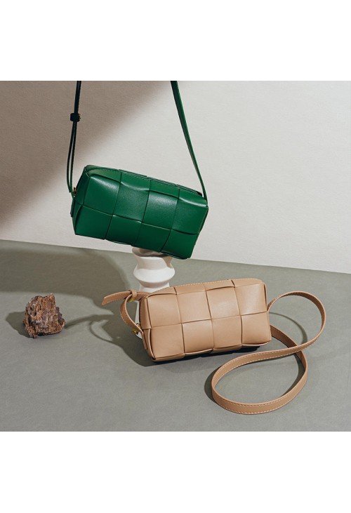 SB32-4-500x731-1 New fashionable woven leather women's shoulder bag