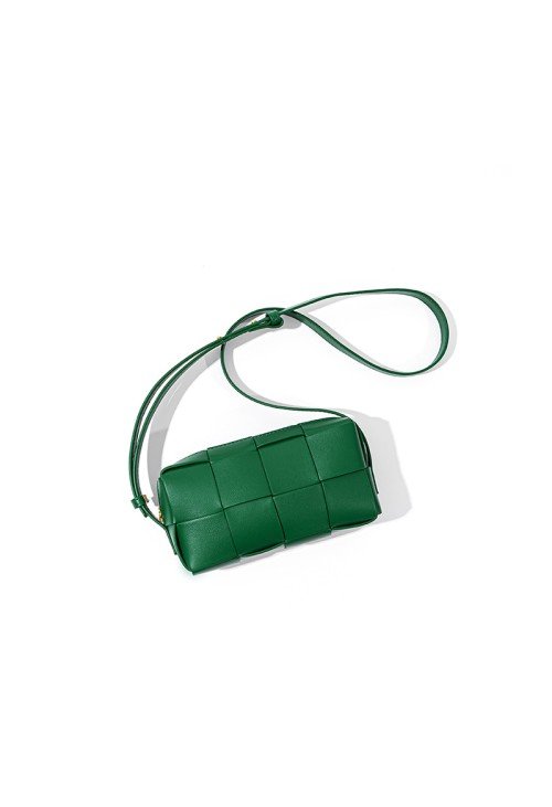 SB32-5-500x731-1 New fashionable woven leather women's shoulder bag